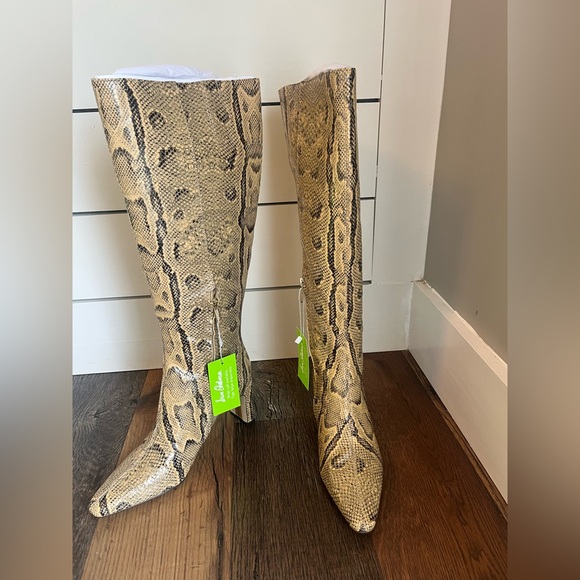 Sam Edelman Sylvia Knee-High Snake-Print Boots in Tan and Black - Picture 4 of 8